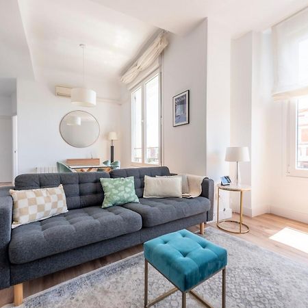 Alcala Street View Apartment มาดริด ภายนอก รูปภาพ