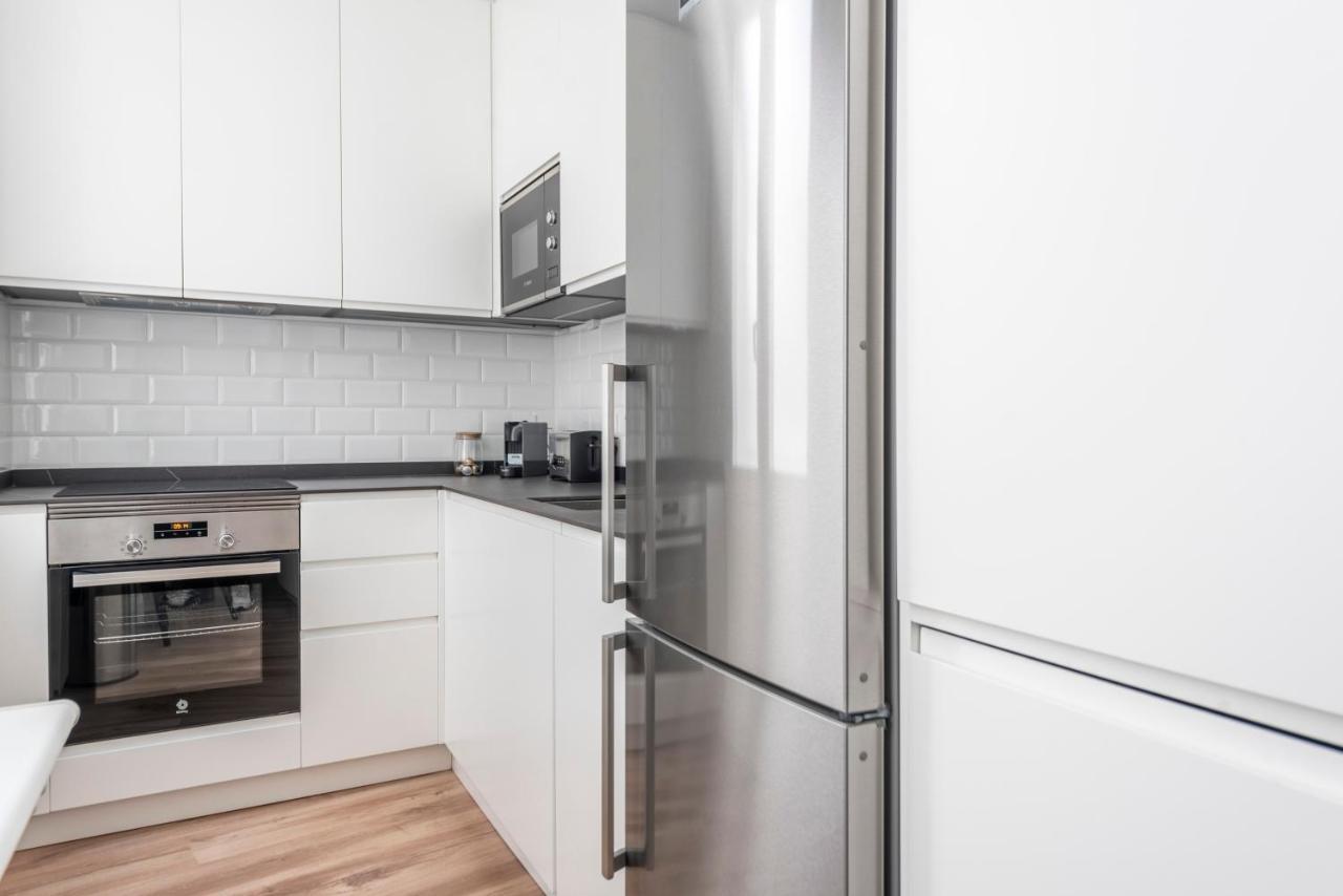 Alcala Street View Apartment มาดริด ภายนอก รูปภาพ