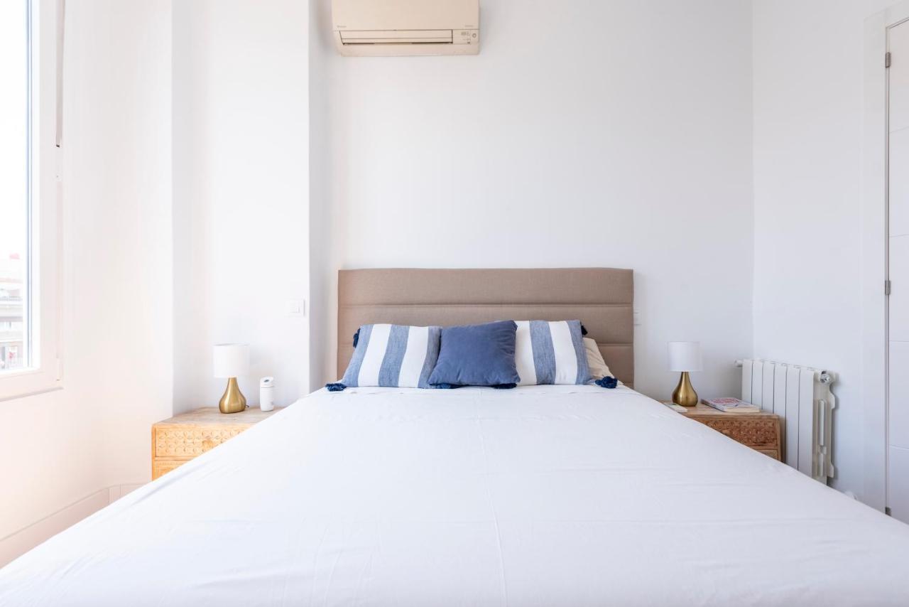 Alcala Street View Apartment มาดริด ภายนอก รูปภาพ